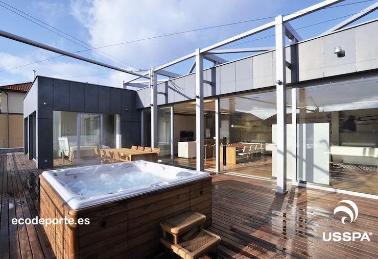 USSPA modelo PERSEA, acabado Gypsum elevado Foto de jacuzzi exterior elevado PERSEA en terraza